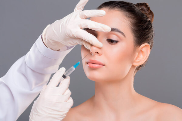 Qual a melhor anestesia para fazer cirurgia plástica de nariz?